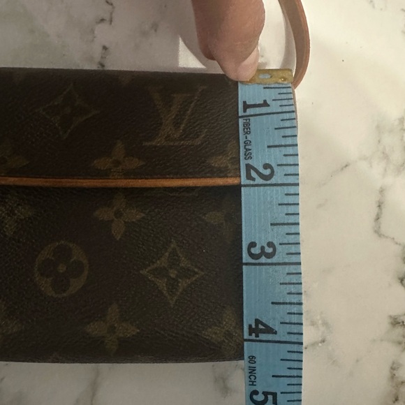 Louis Vuitton Florentine Waist Bag Monogram Canvas - Picture 11 of 11